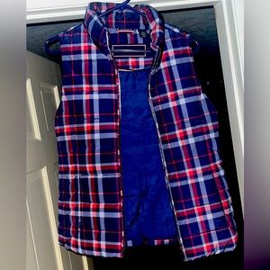 This vest is super cute and a great addition to any wardrobe offers great style!